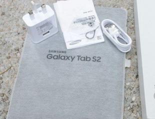 सेवा नियमावली Samsung Galaxy Tab S2 SM-T710 पेशेवरों और विपक्ष